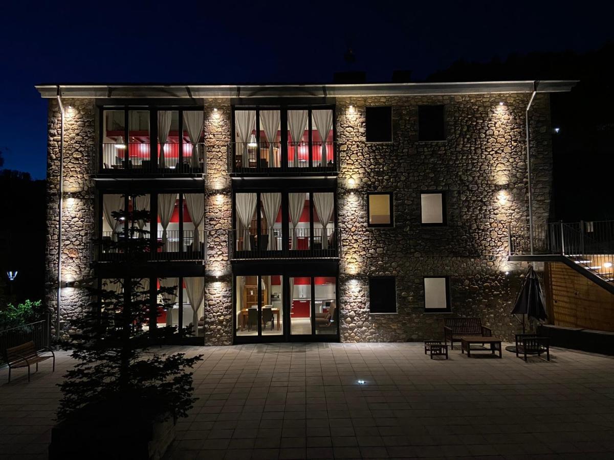 Apartaments Turistics Cal Patoi Martinet Eksteriør bilde